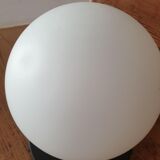 Apply matte white opaline ball