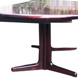 Midcentury extendable rosewood  dining table by edvard valentinsen