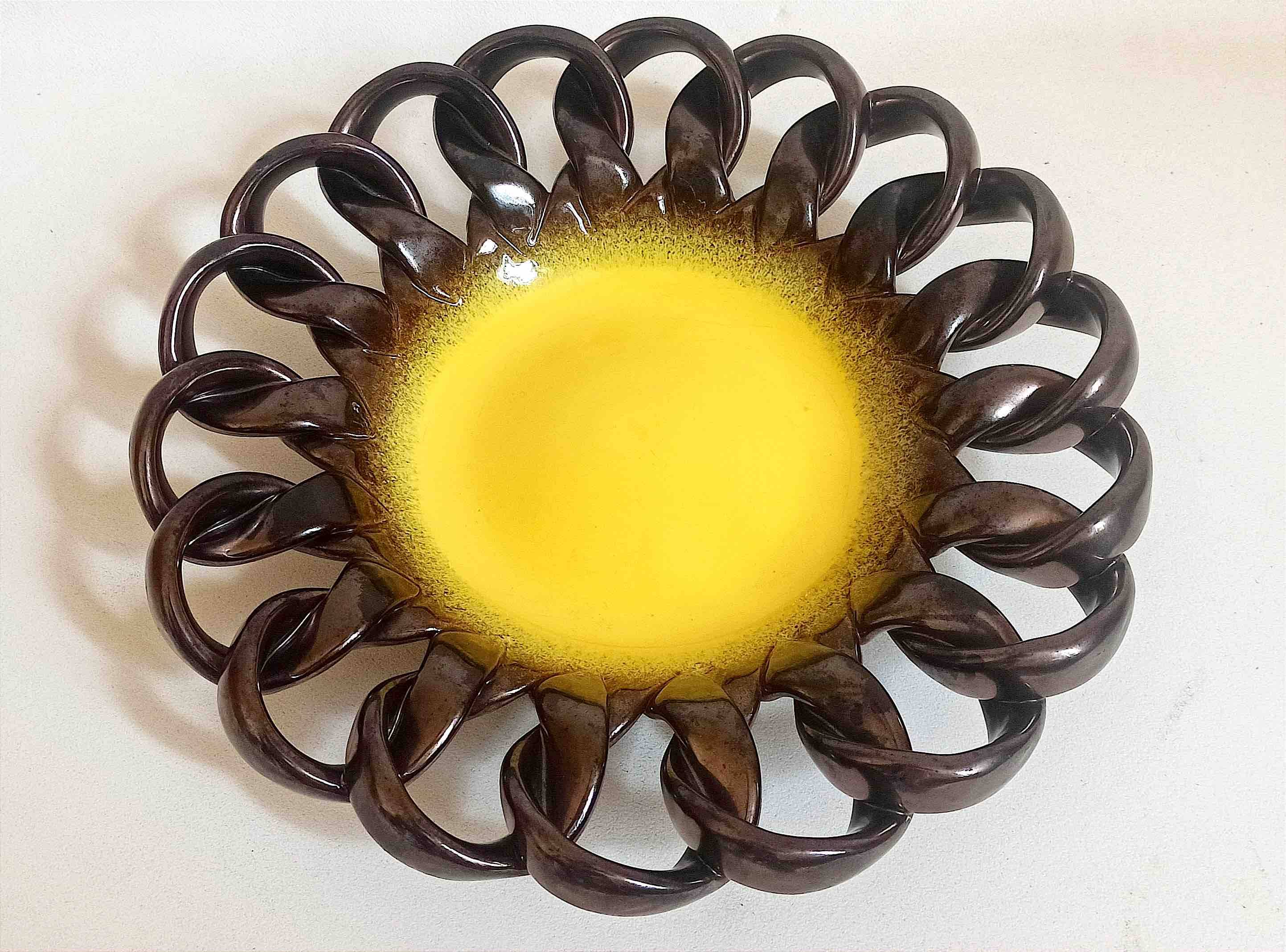 Ceramidi Marseille twisted ceramic fruit bowl 19§0's