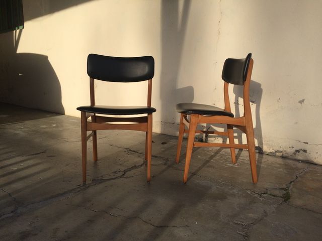Pair of modernist Scandinavian chairs from the 1960s