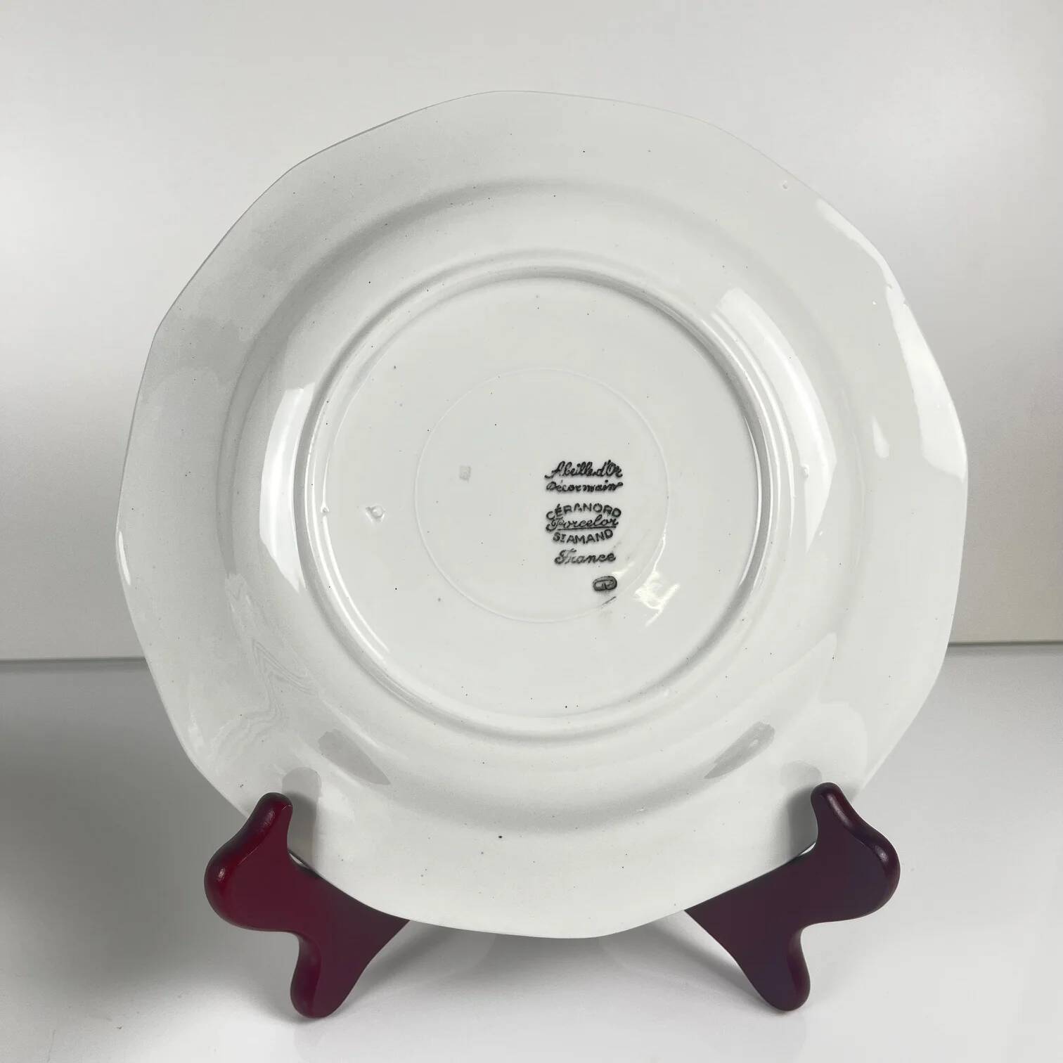 Set of 6 semi-deep plates Abeille d'or, St Amand, 20th century