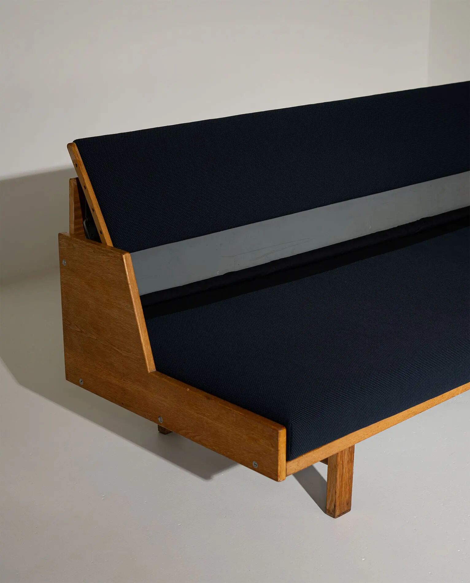 Hans Wegner GE258 Sofa Bed for Getama, 1950s