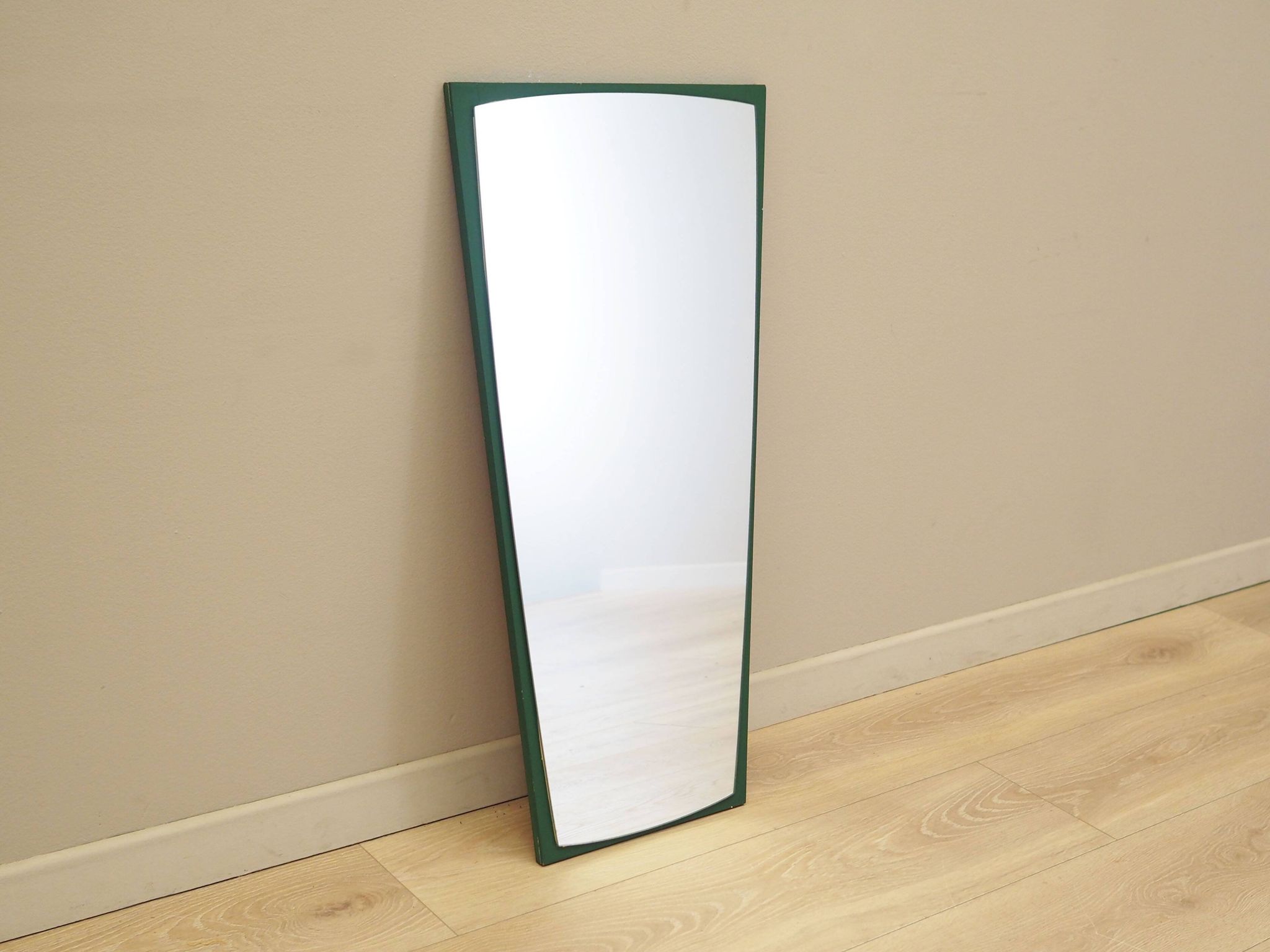 Mirror in pine frame, Danish design, 1970s, production: Denmark