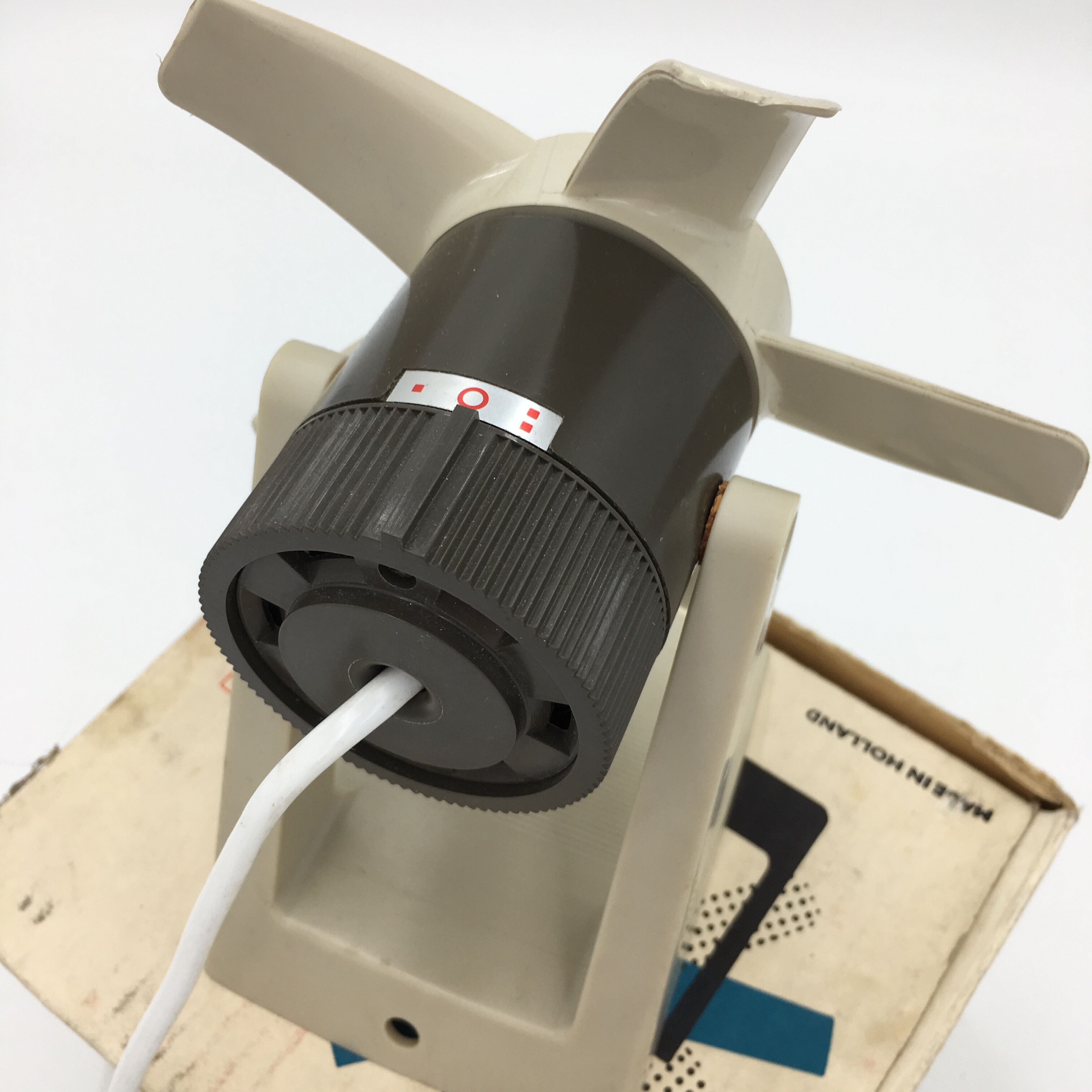 Philips retro fan in its original box