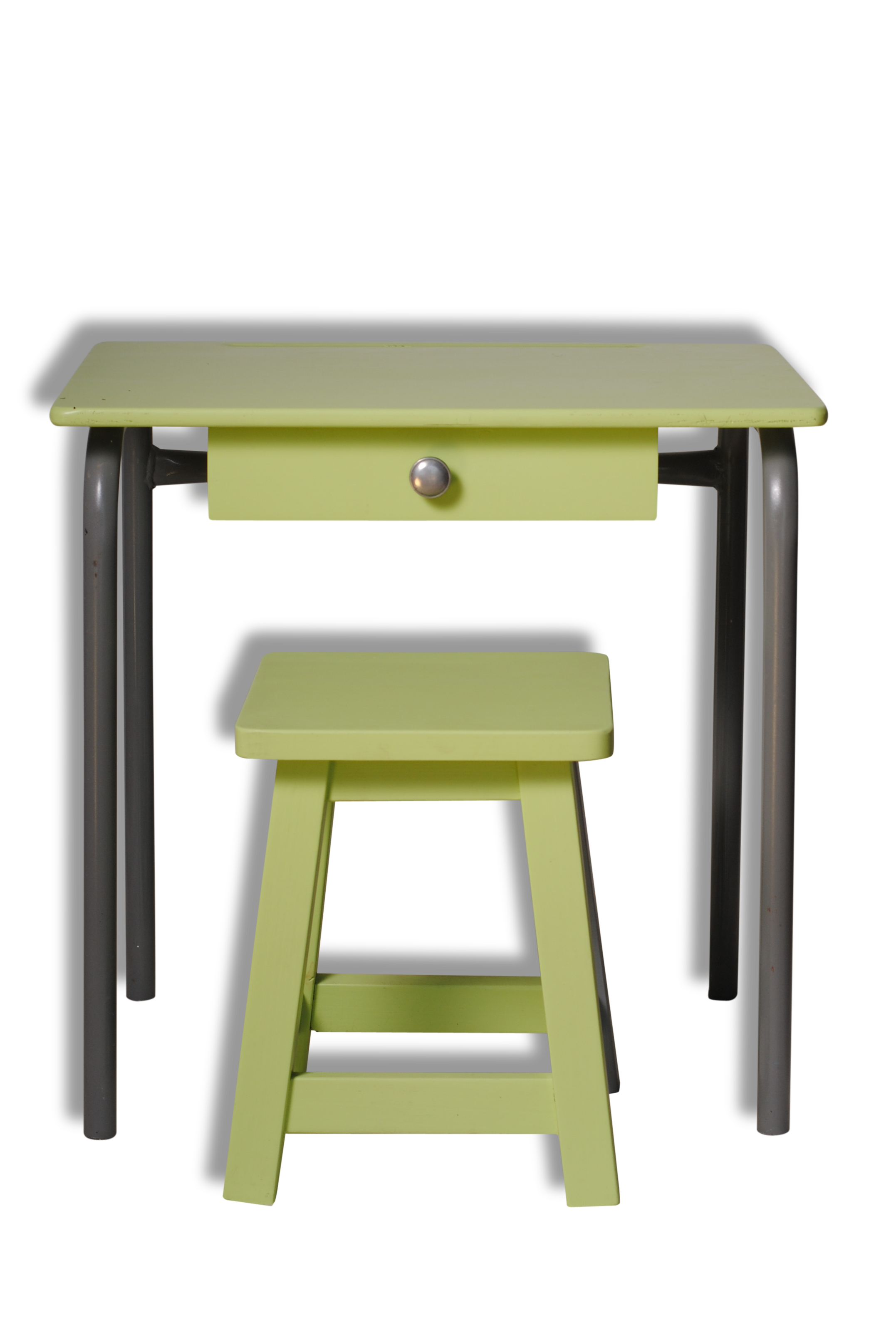 Green child office with his stool