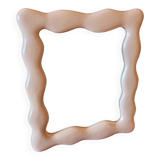 Miroir en plâtre ondulé