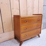 Chest of drawer compass feet