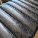 Chaise longue en cuir noir divan