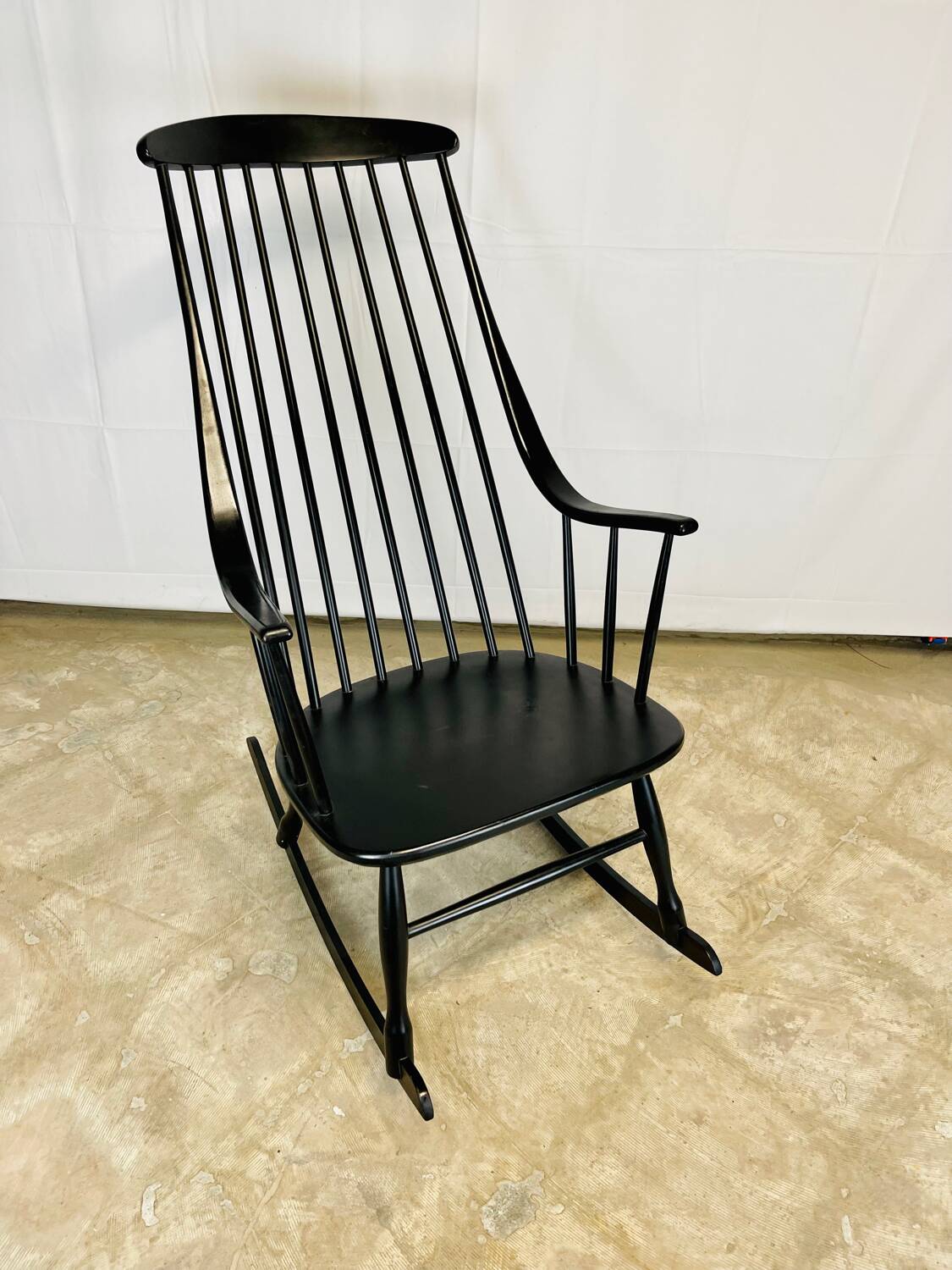 Rocking chair model Grandessa Bohem–Lena Larson for Nesto