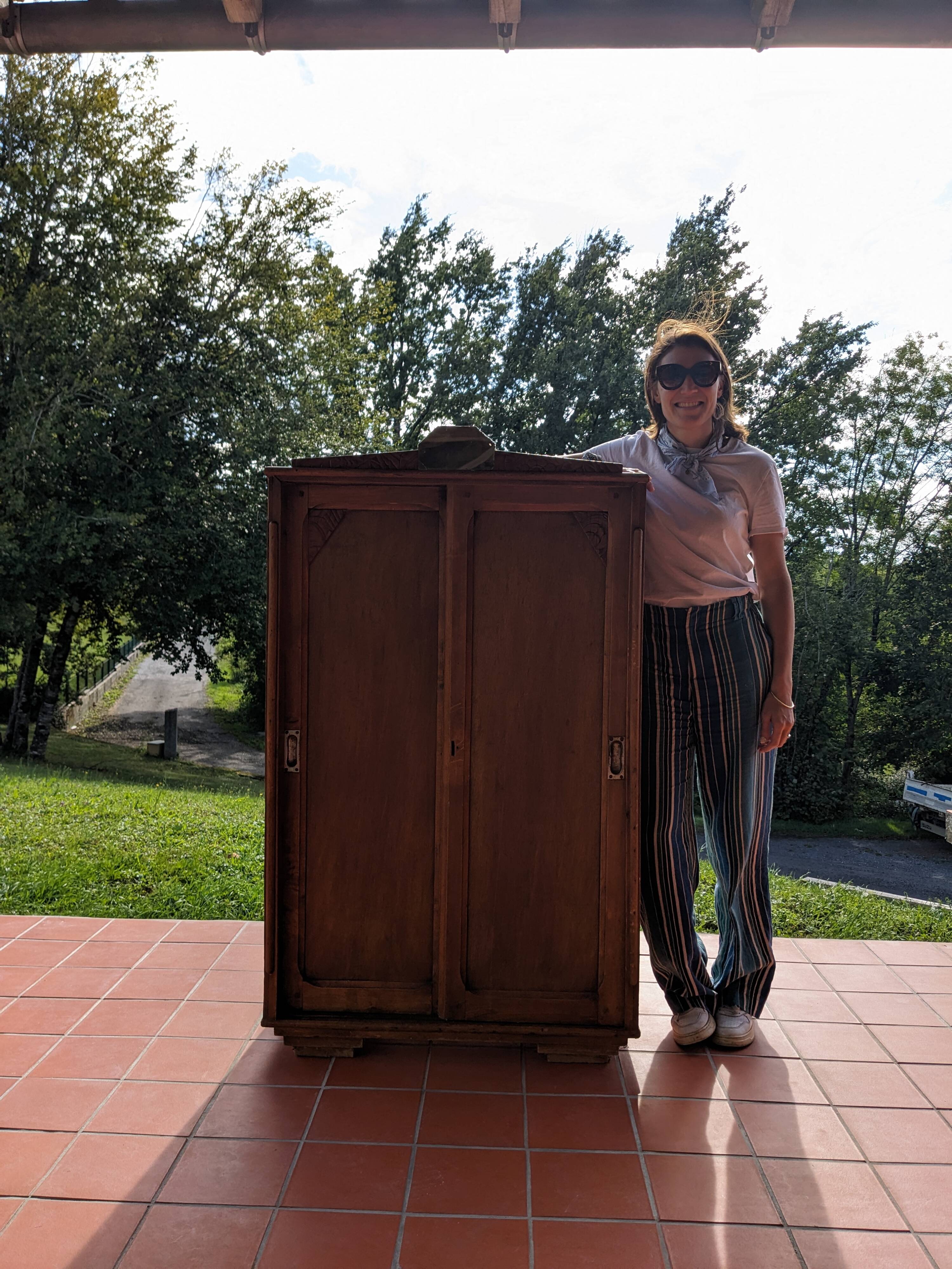 Small Art Deco cabinet from the 1930s