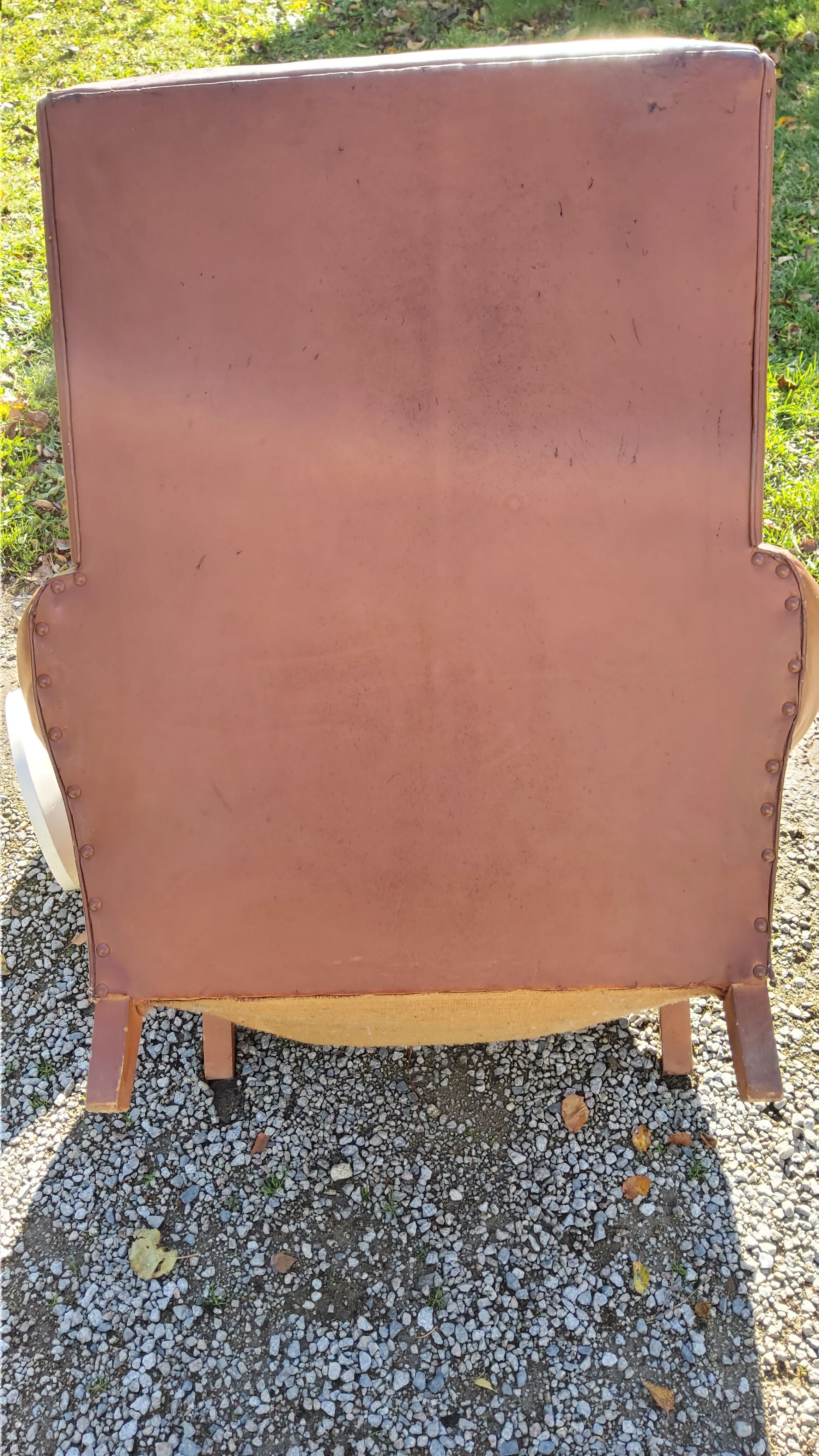 Club armchair in brown leather art deco 1930