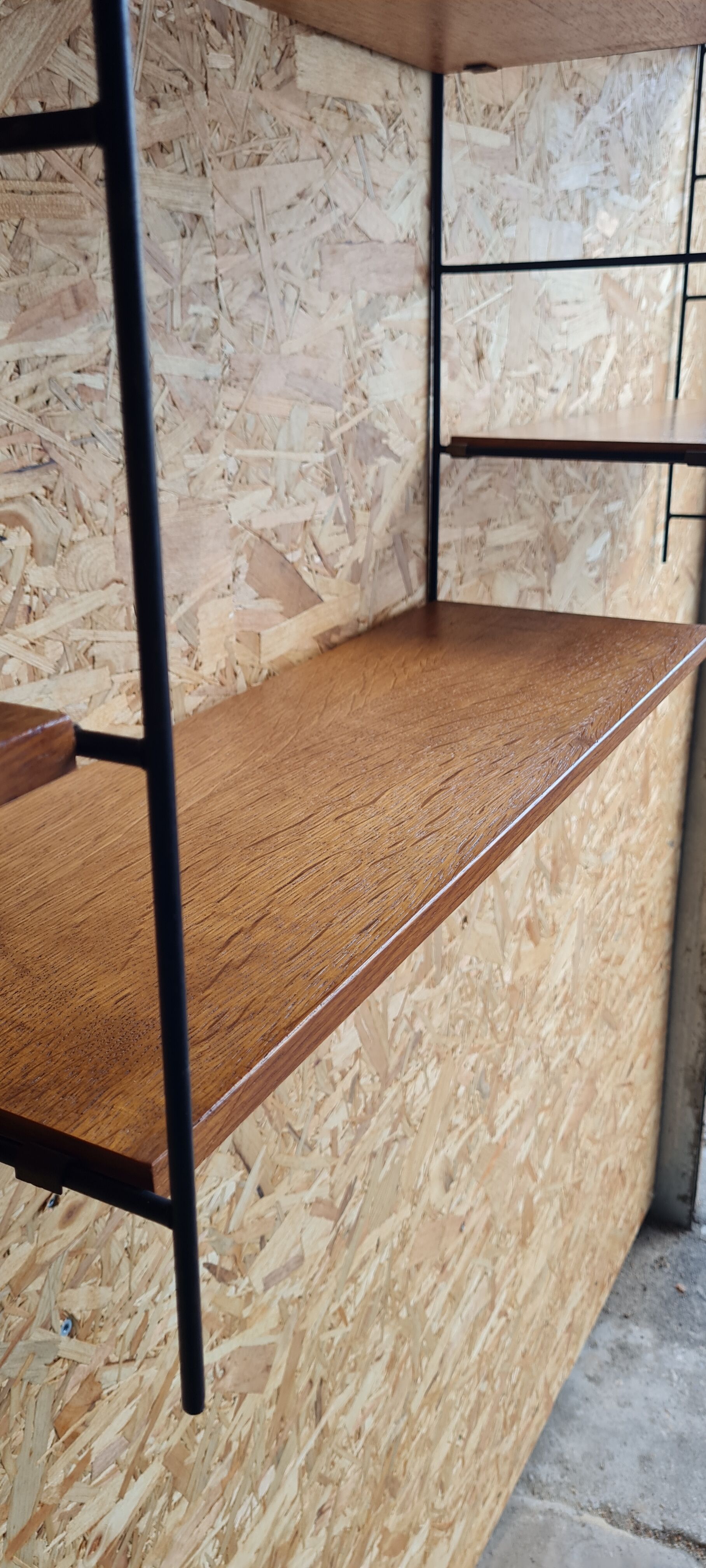 String shelf with box 1960