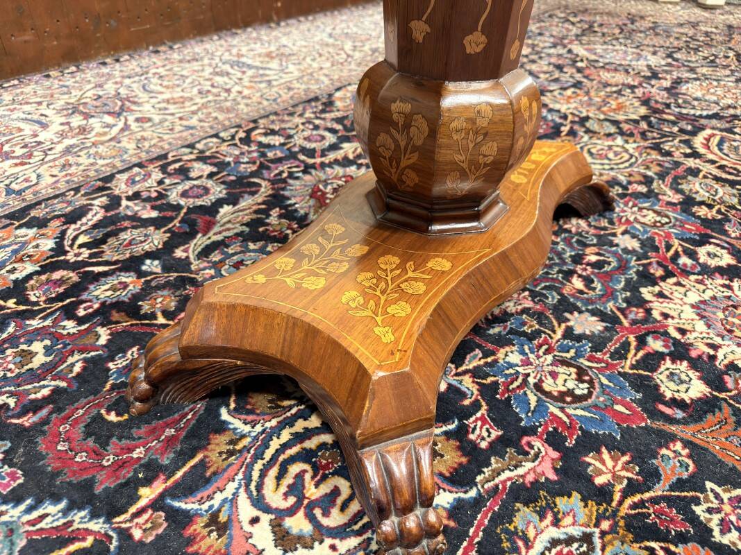 Table de jeu marquetée hollandaise du XIXe siècle