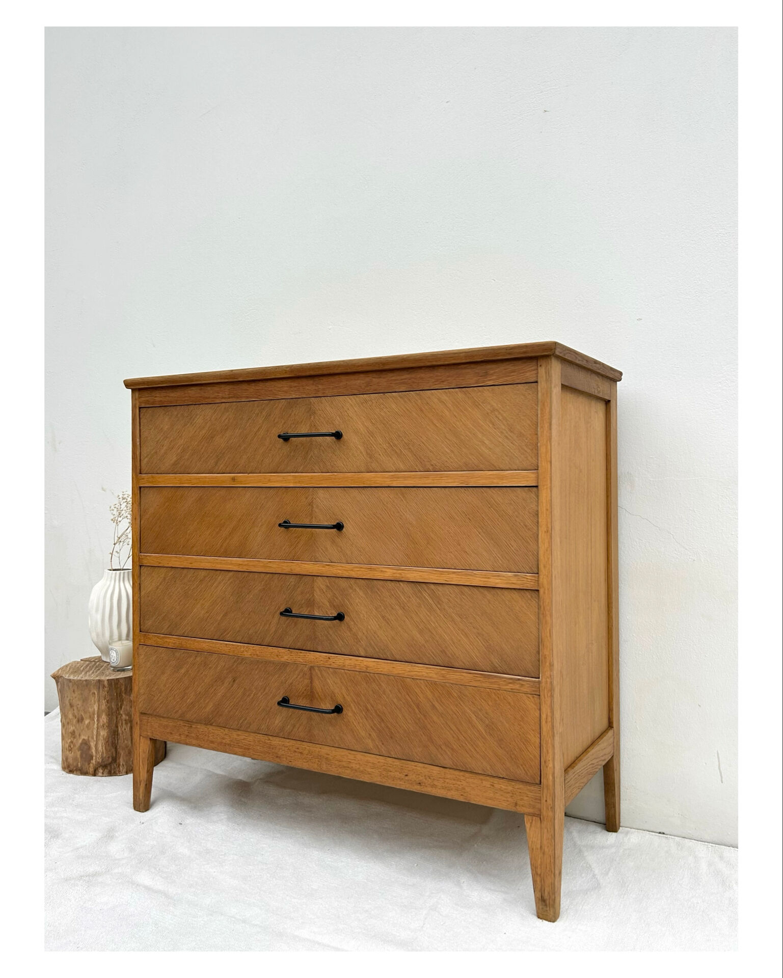 Vintage chest of drawers