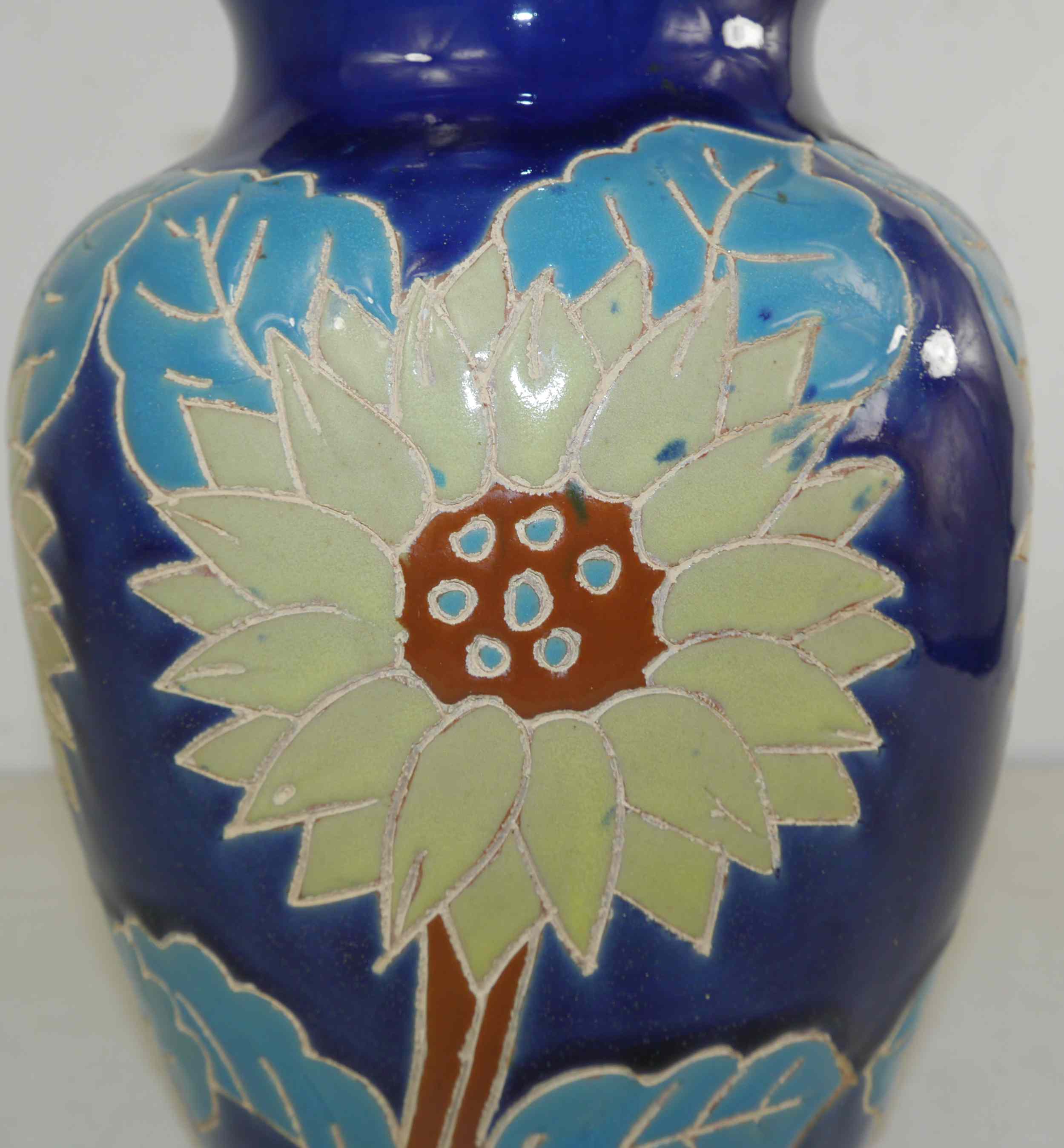 Ancient ceramic vase 50's flowers