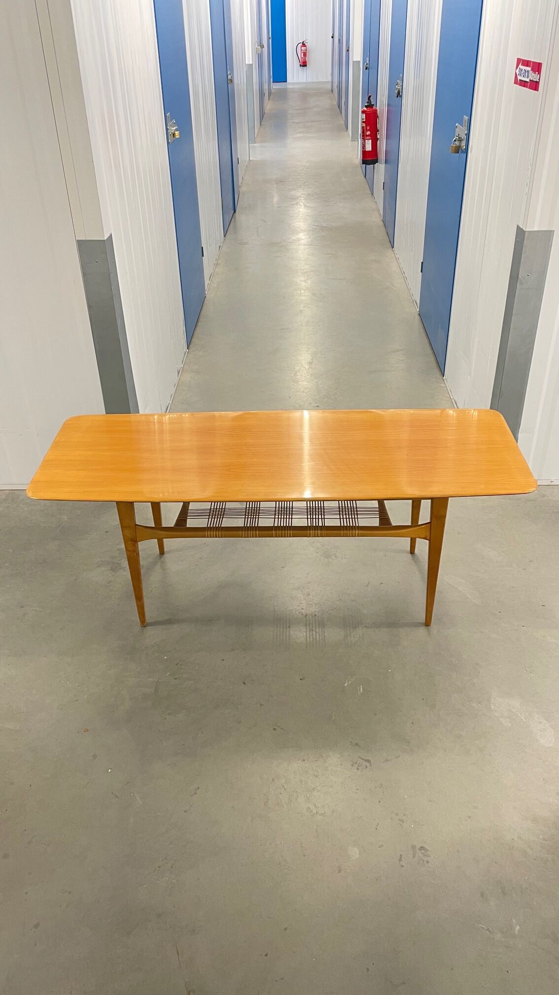 Lacquered wooden table from the 60s with revised door