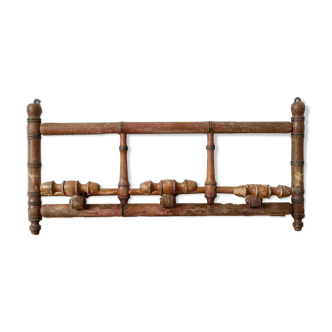 Wooden articulated wall-mounted coat rack, 3 heads