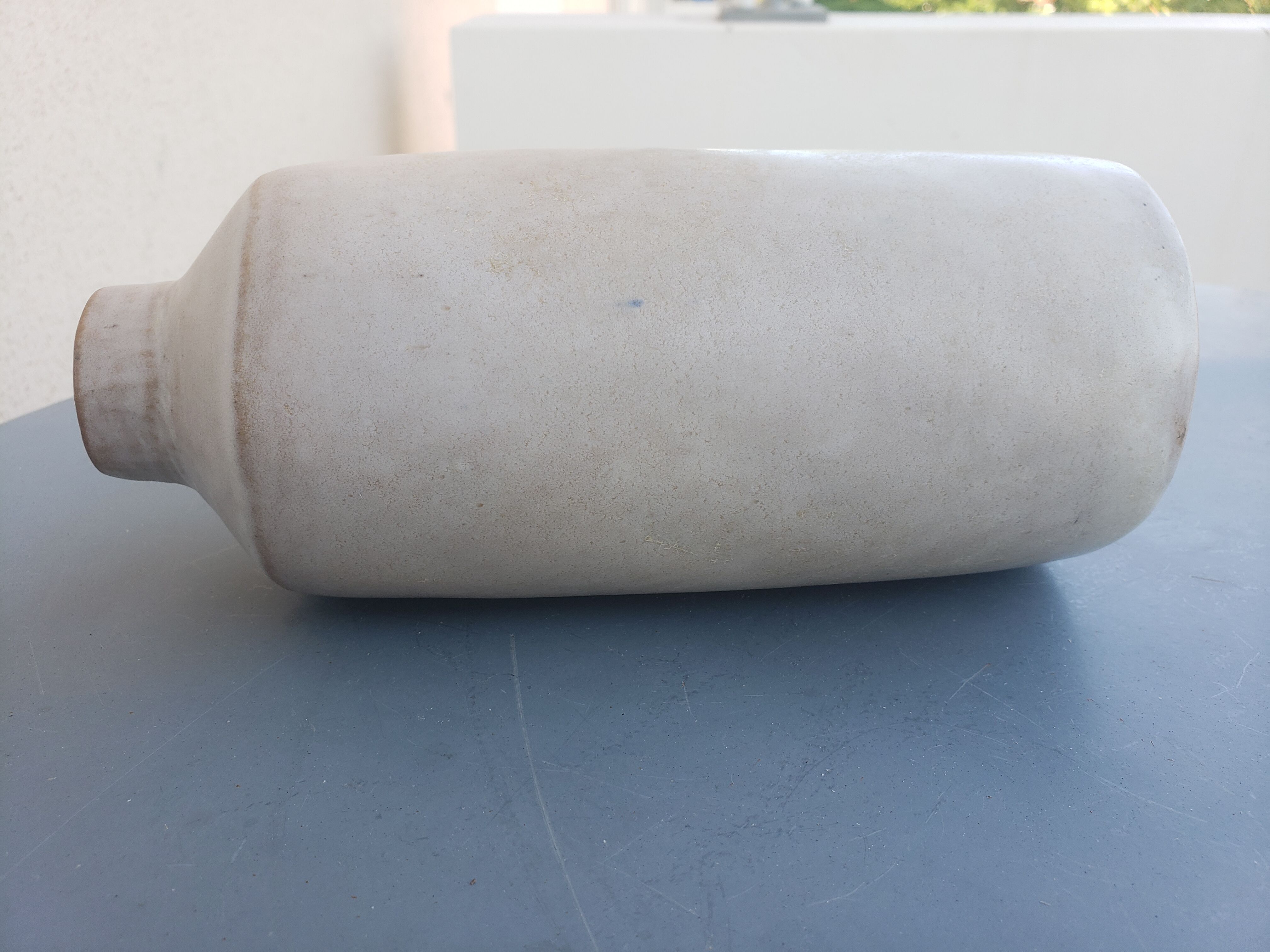 Vase soliflore en grès signé MG année 60/70