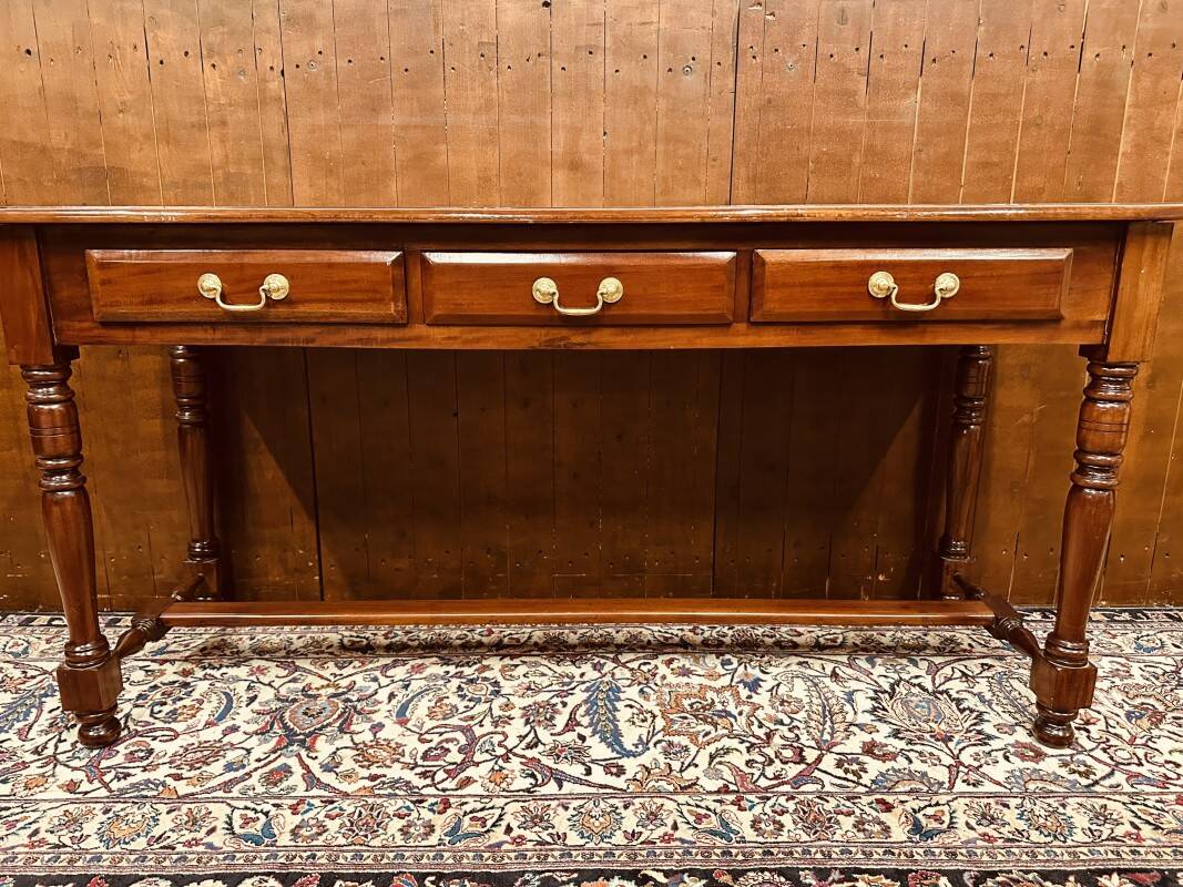 Classic English Side Table Desk
