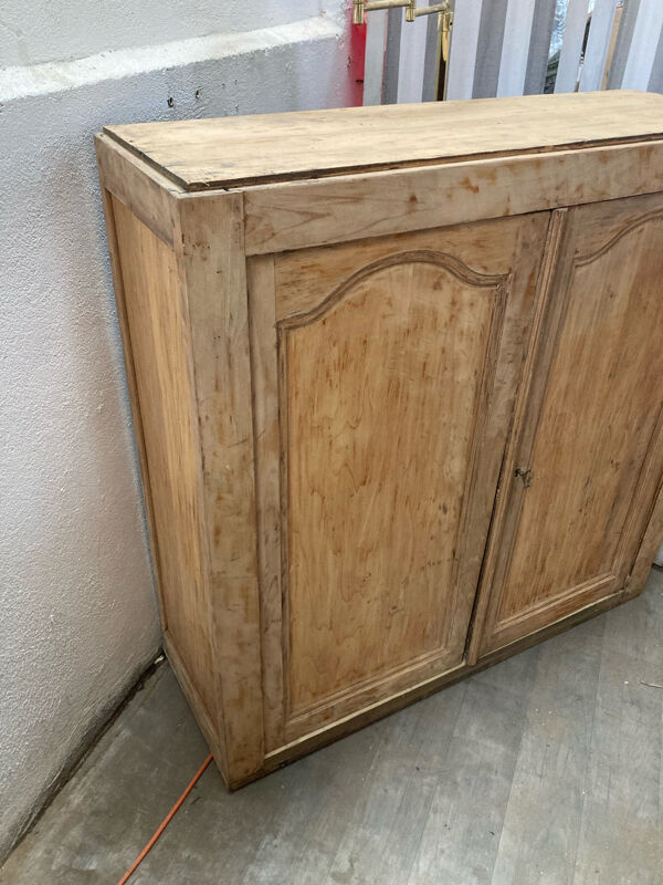 Buffet campagne bois brut