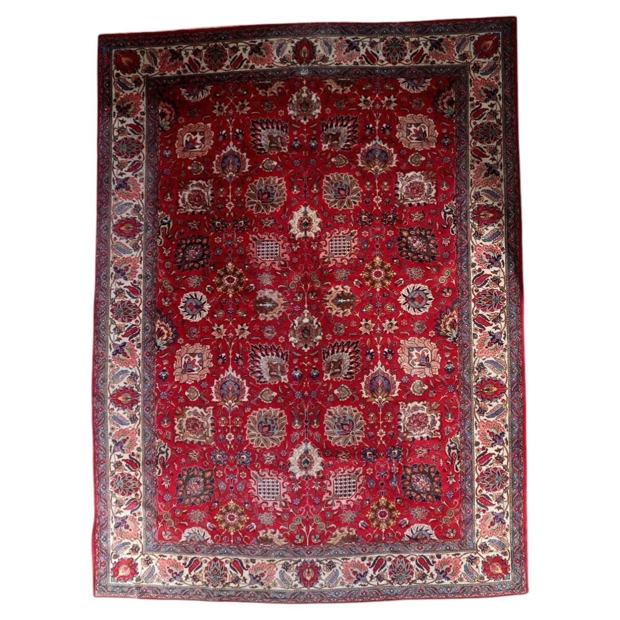 Tapis en laine Tabriz antique, motif floral Shah Abbasi sur tout le tapis, champ cramoisi, vers 1920 — 303 × 403 cm — 1C1278