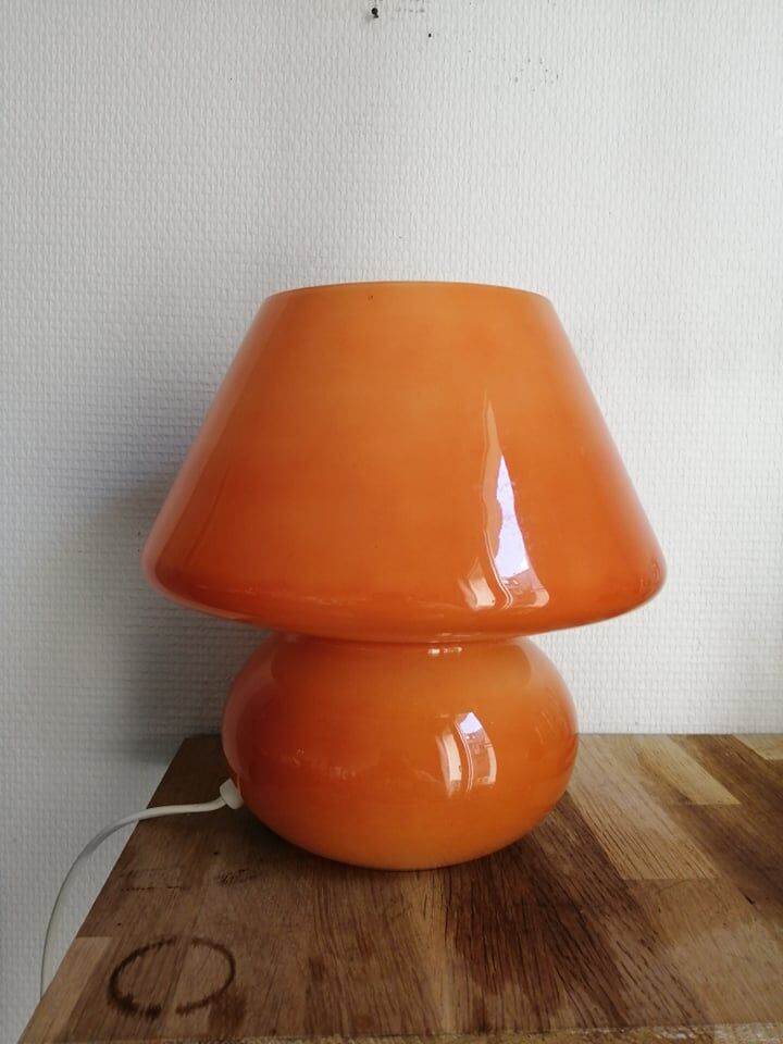Mushroom lamp