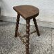 Half-moon pearl tripod stool