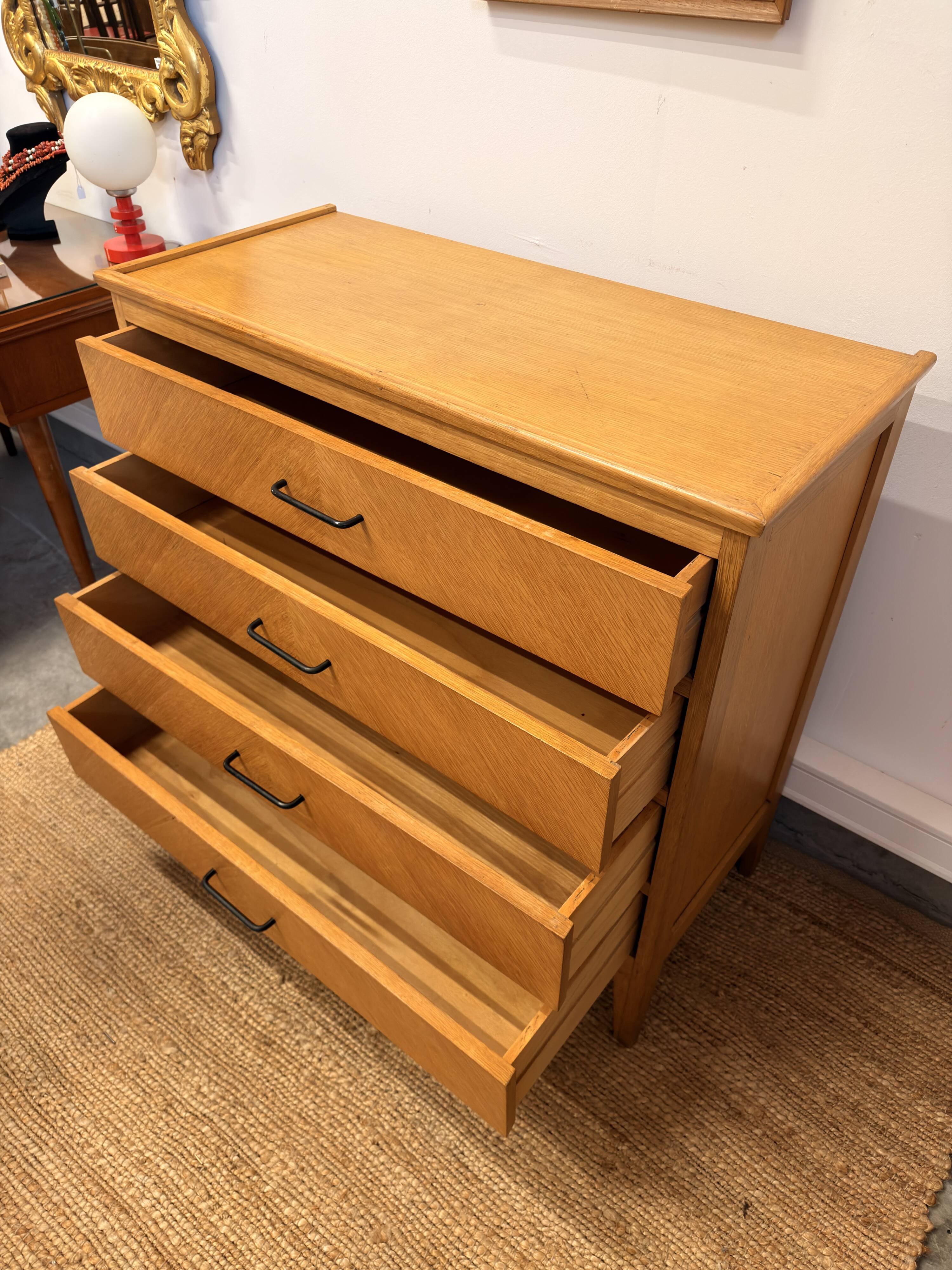 Commode pieds compas, années 50