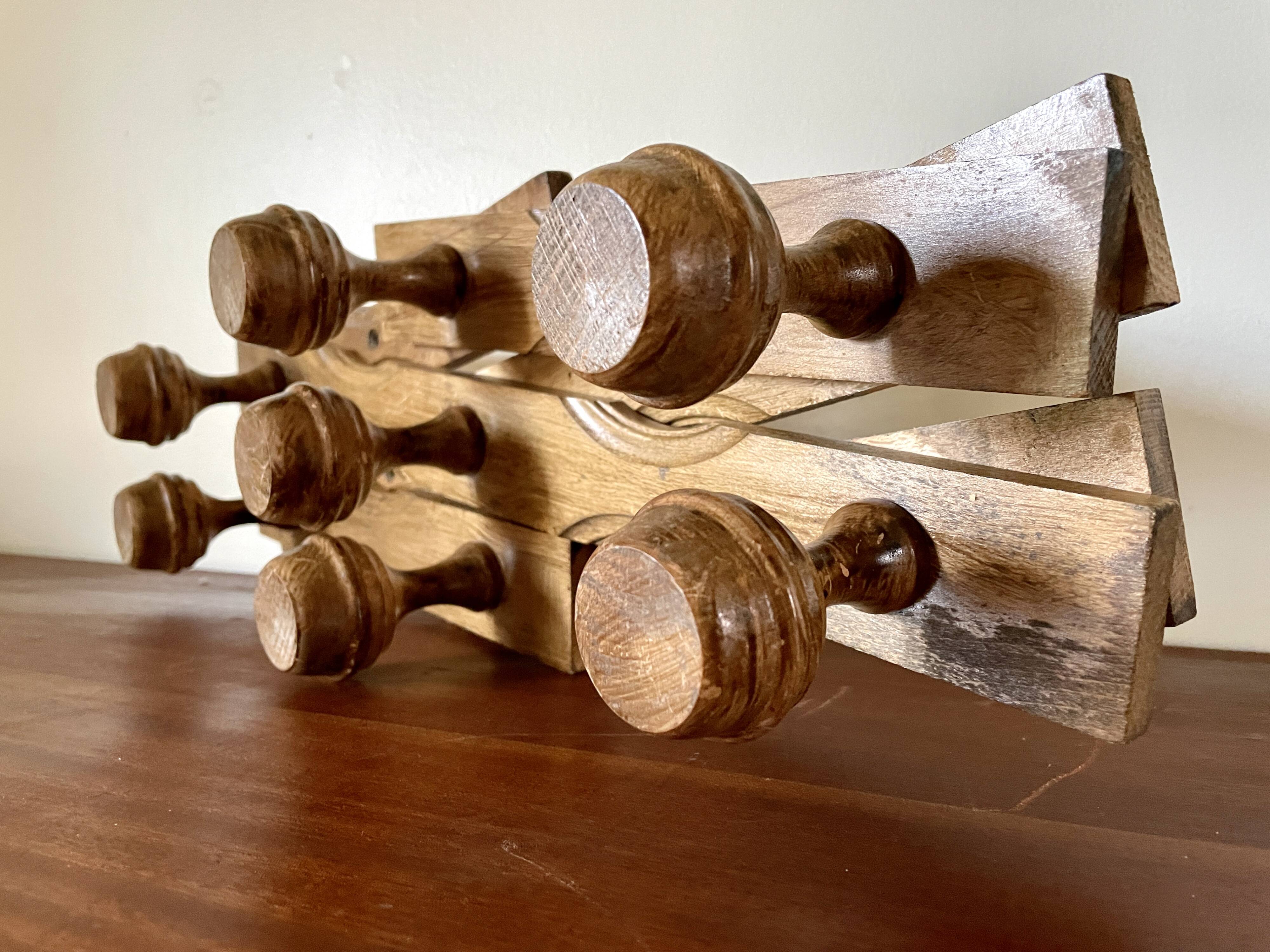 Accordion coat rack wood 1970