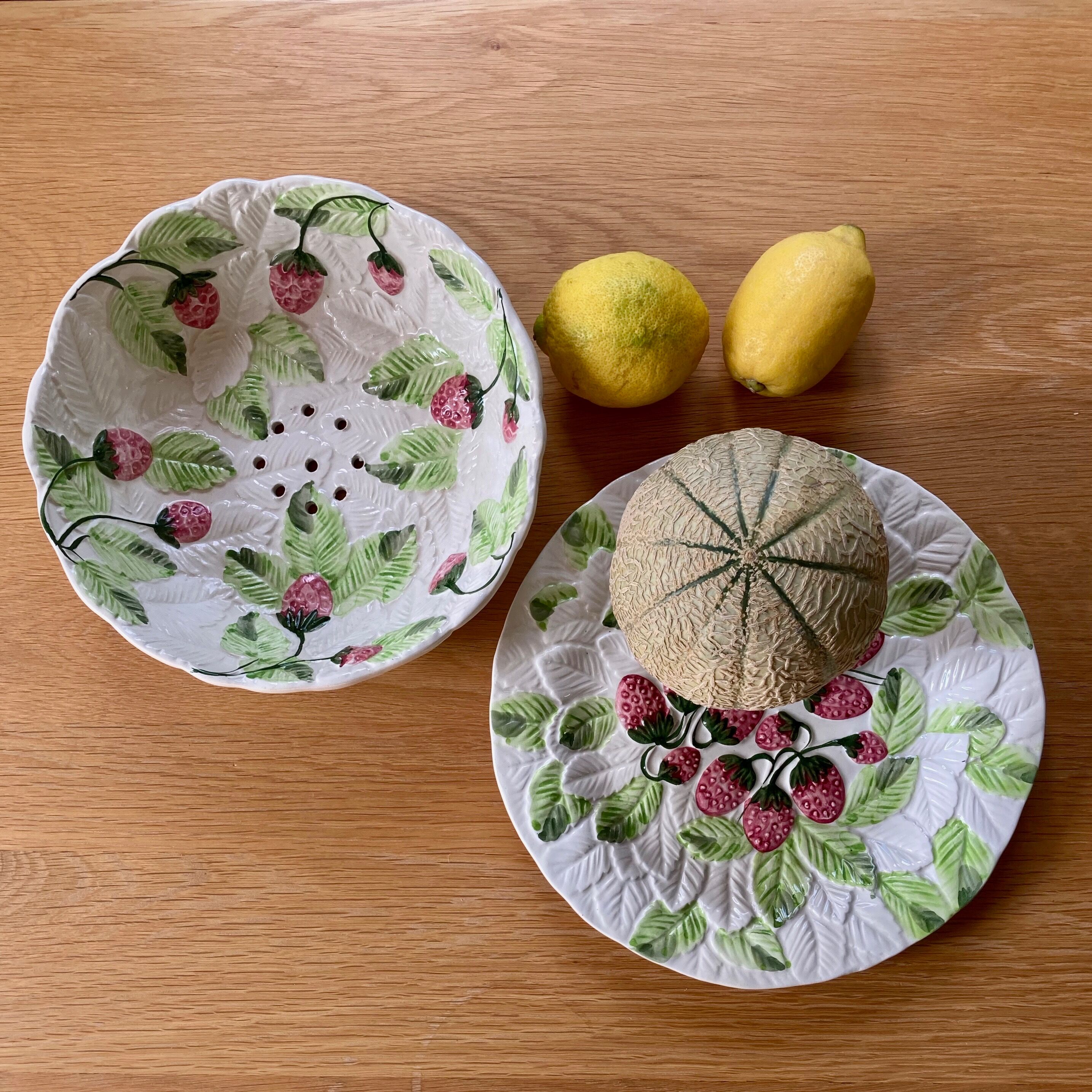 Set salad bowl fruit drainer and dish slurry