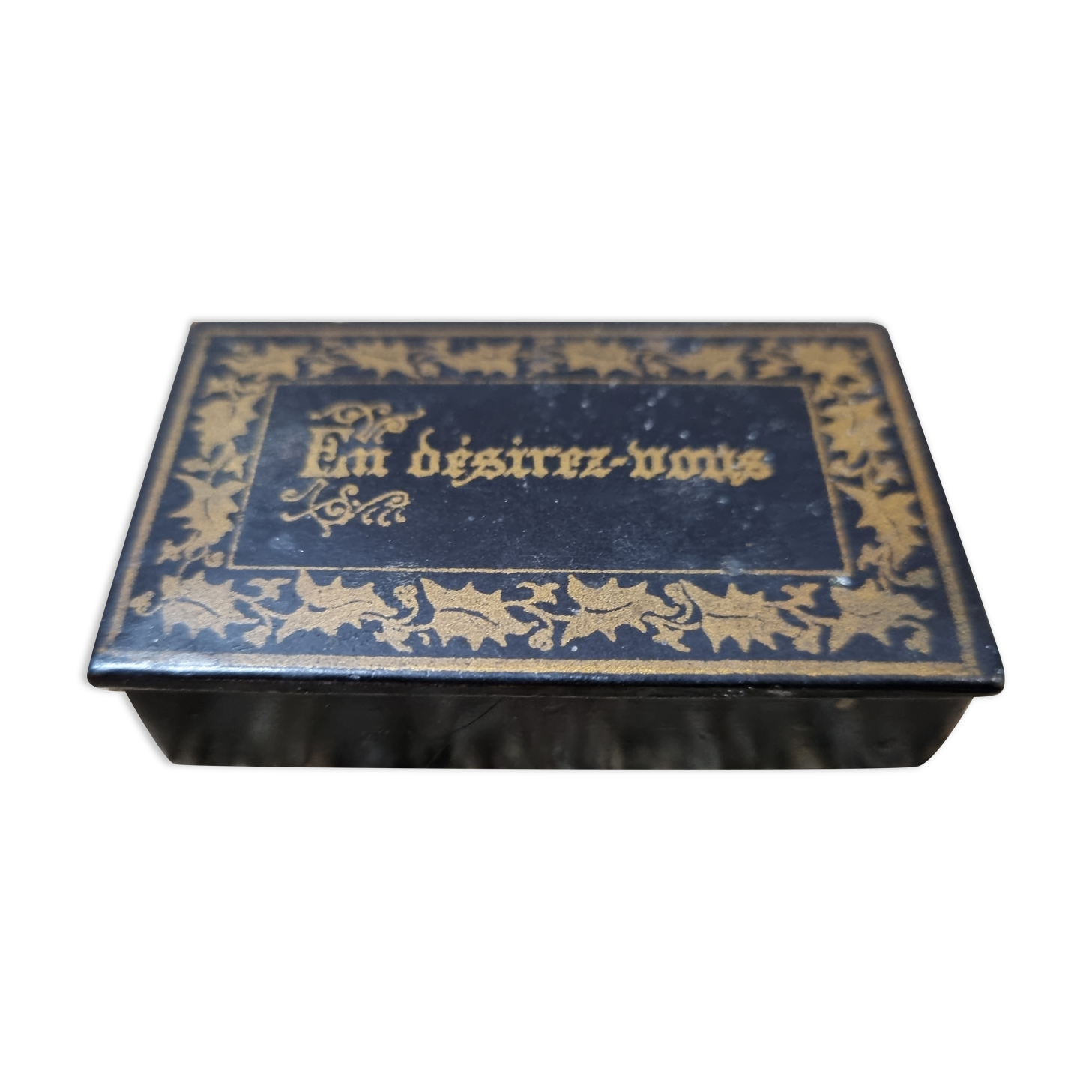 Tabatiere for snuff, do you want it