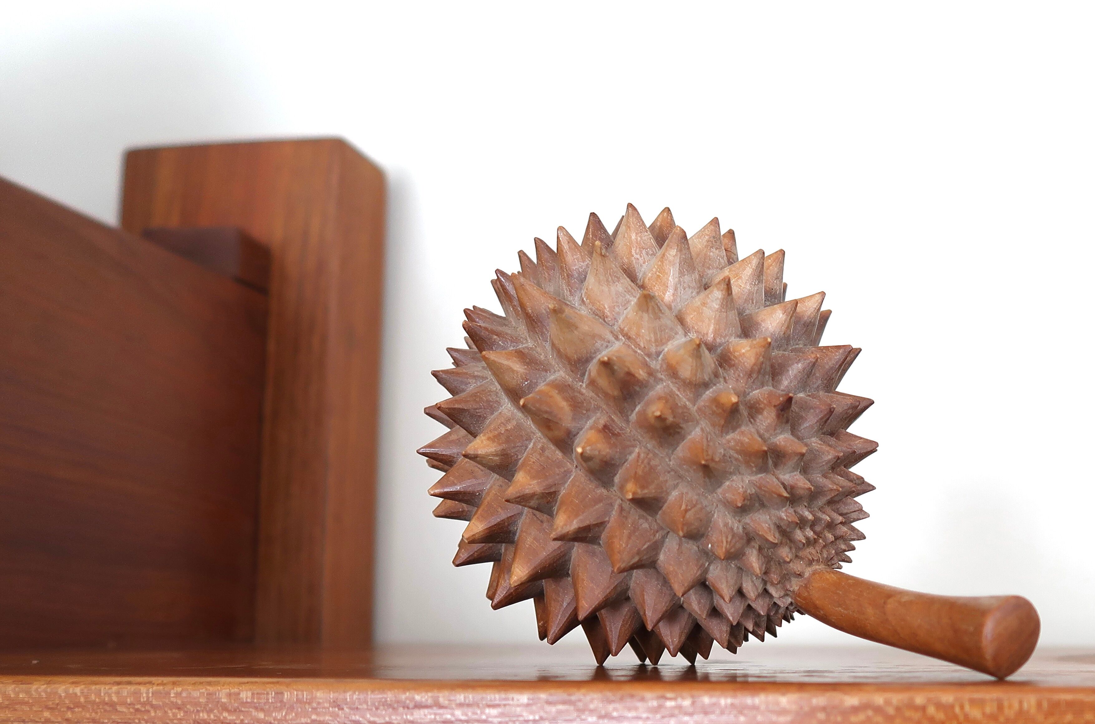 Wooden fruit paper press, 70s