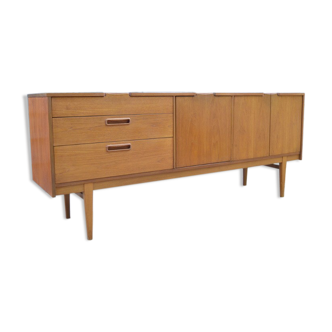 Enfilade minimaliste par Nathan