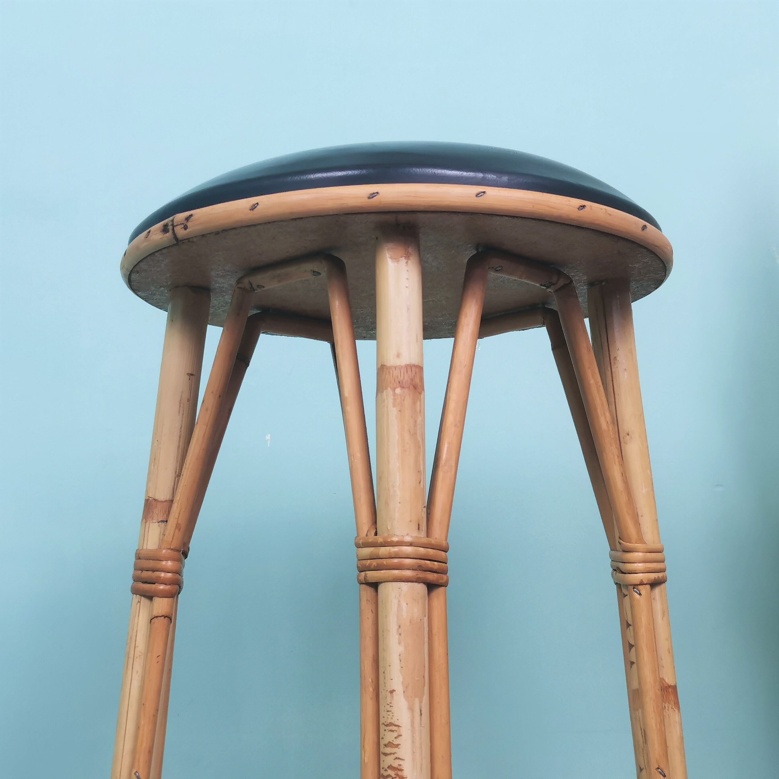 Rattan bar and stools