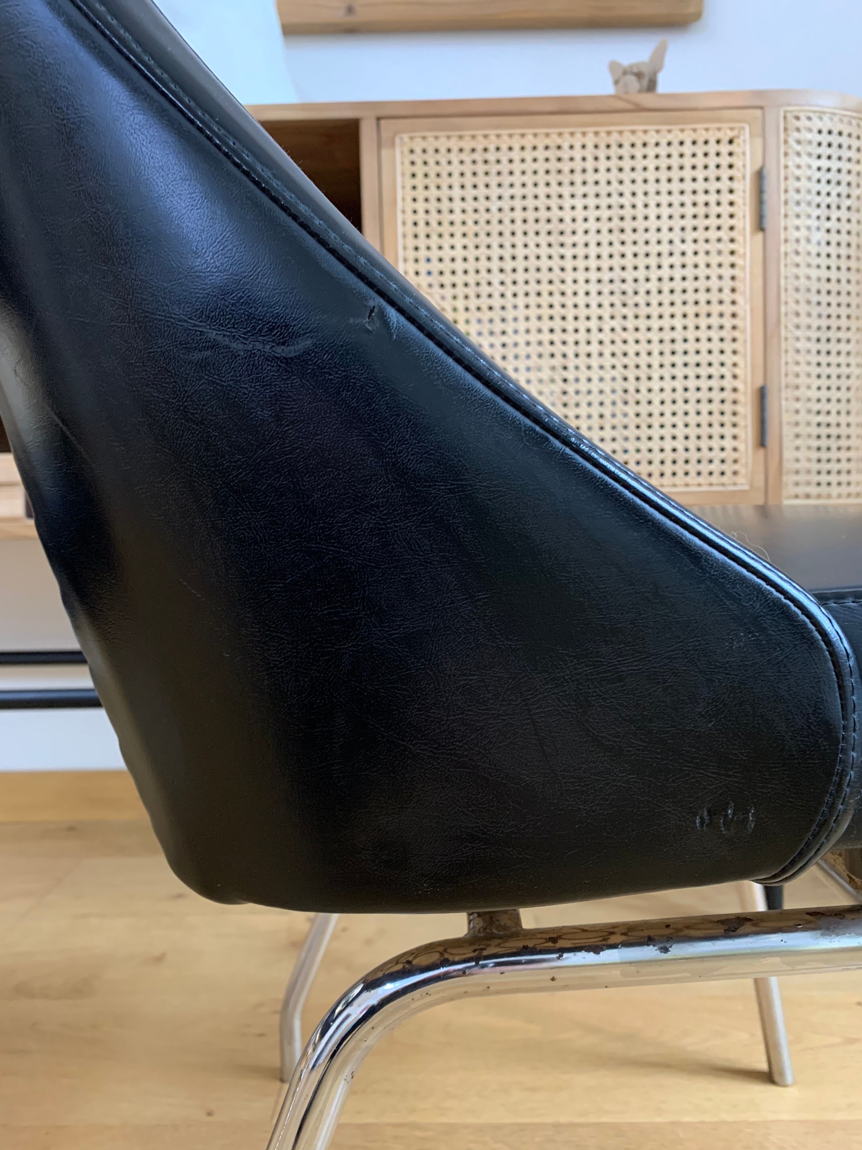 Pair of chairs brand Roset