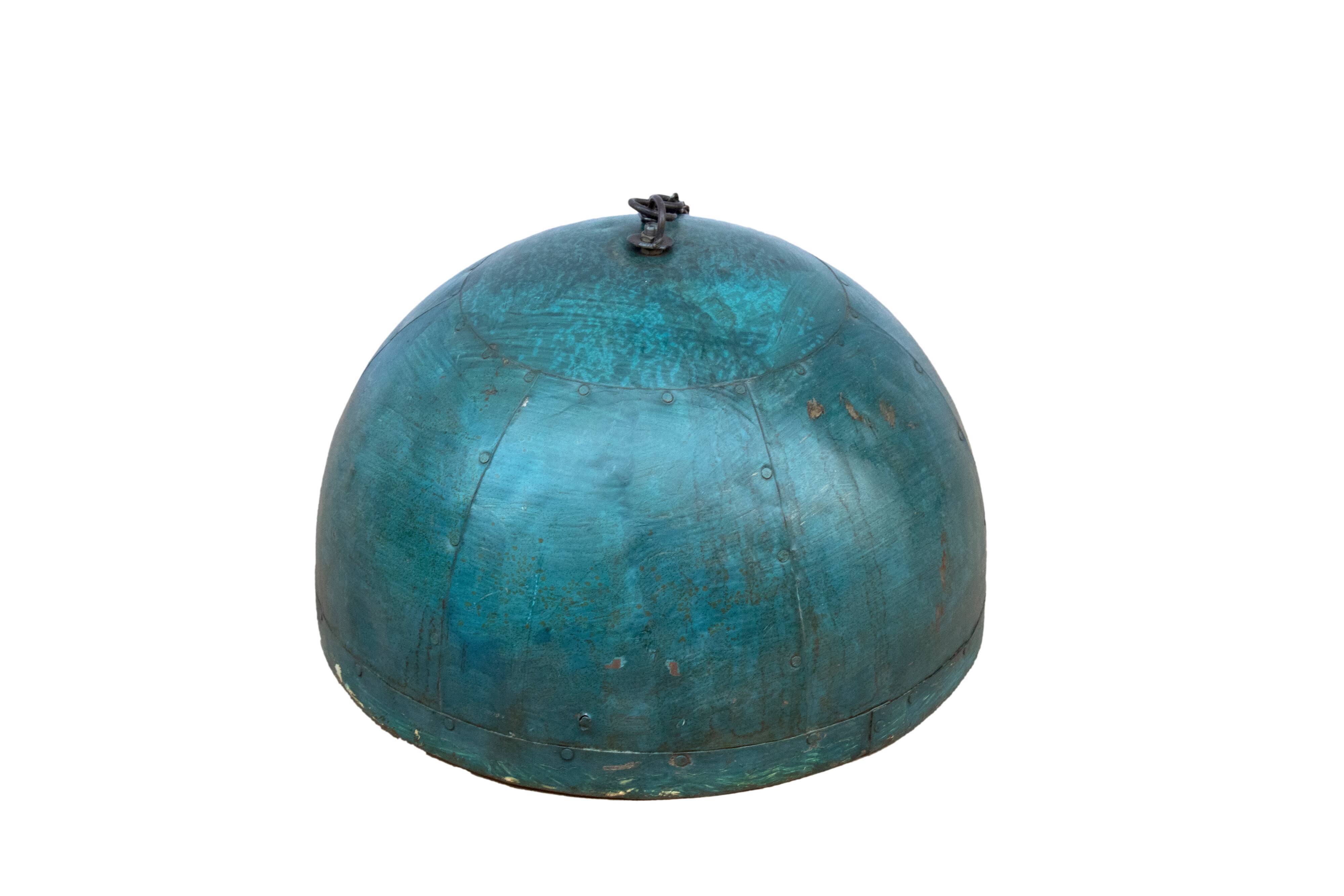 Suspension métal avec son coloris vert d'origine