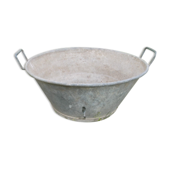 Zinc basin