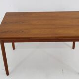 1960s Danish Teak Extendable Dinining Table