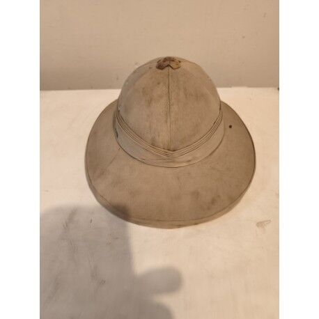 Colonial hat Ha Noi Vietnam TOT