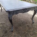 Farm table
