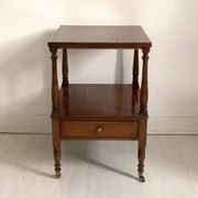 Table d'appoint desserte en acajou et placage d'acajou XIXème siècle