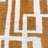 Traditional handwoven wool Berber rug size 1.5/2.5 m