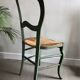 Chaise patinée verte