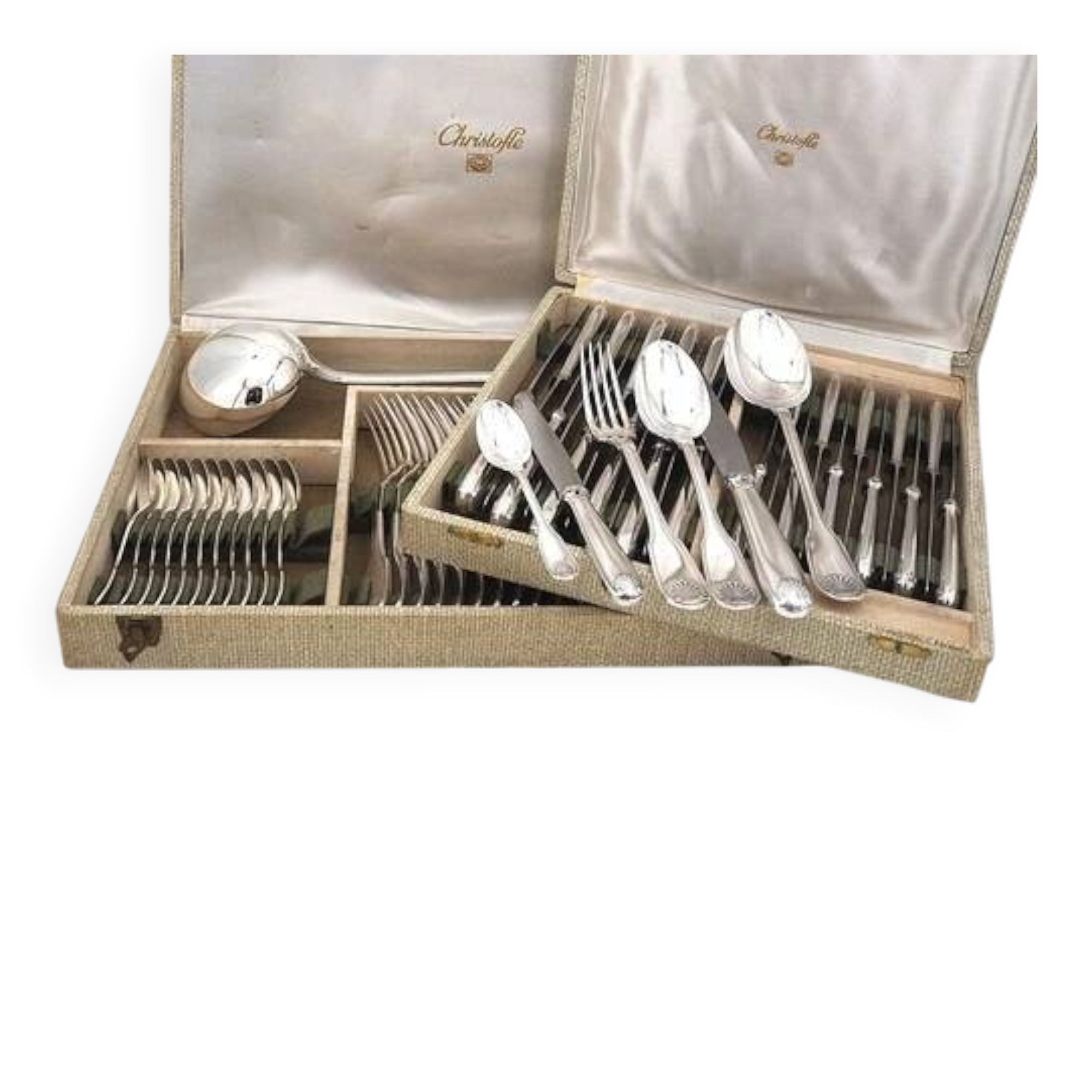Christofle Vendôme Shell, 62-piece cutlery set, silver-plated knives.