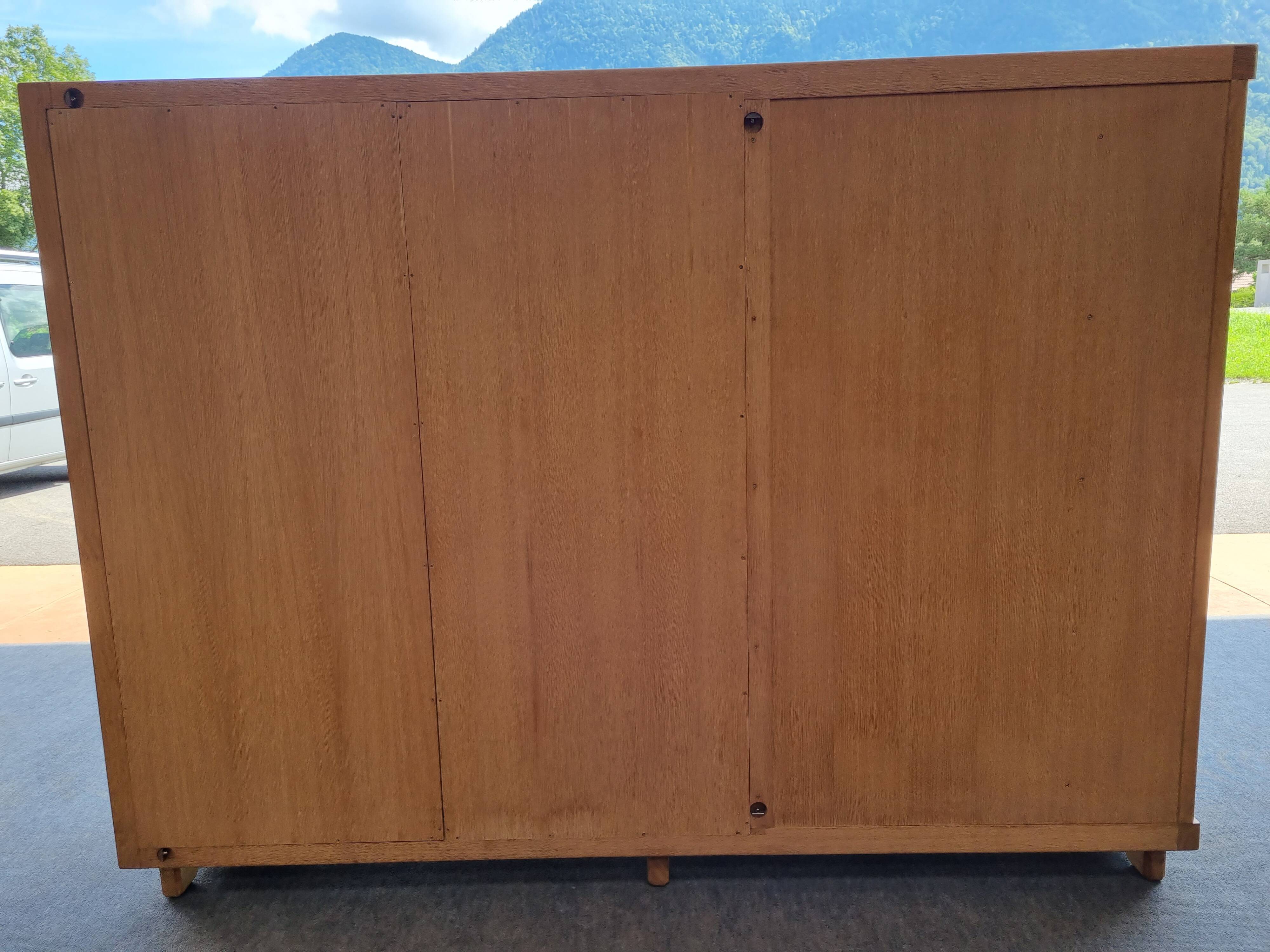 Wardrobe by Guillerme et Chambron, edition Votre Maison