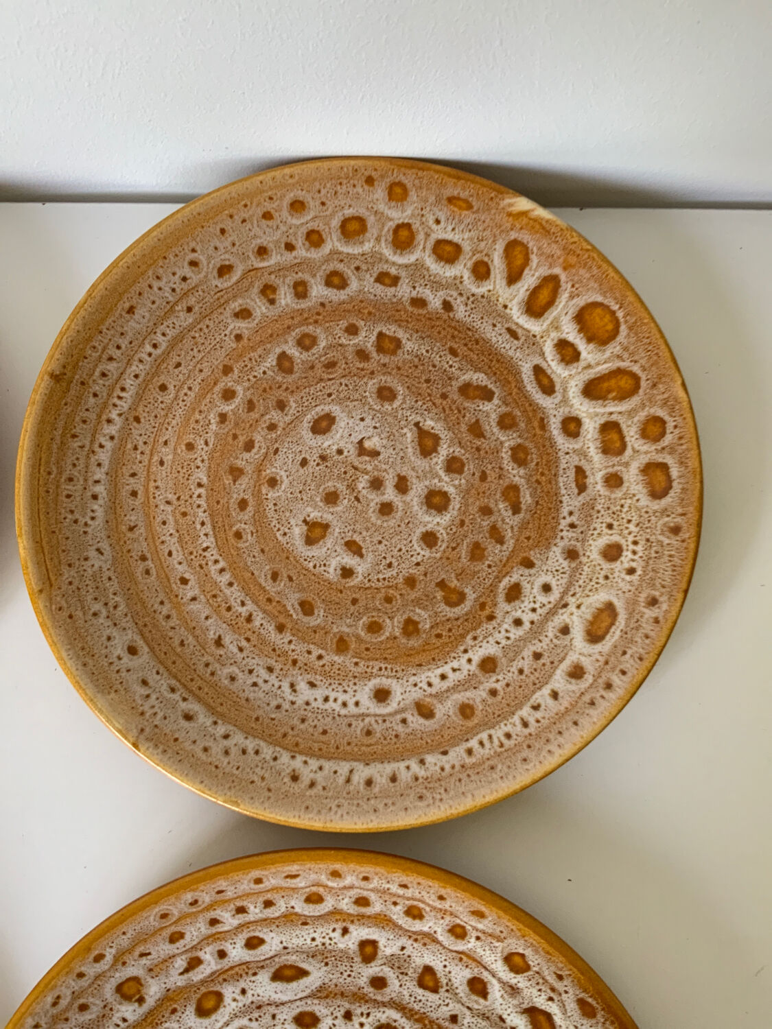 Vintage fawn plates