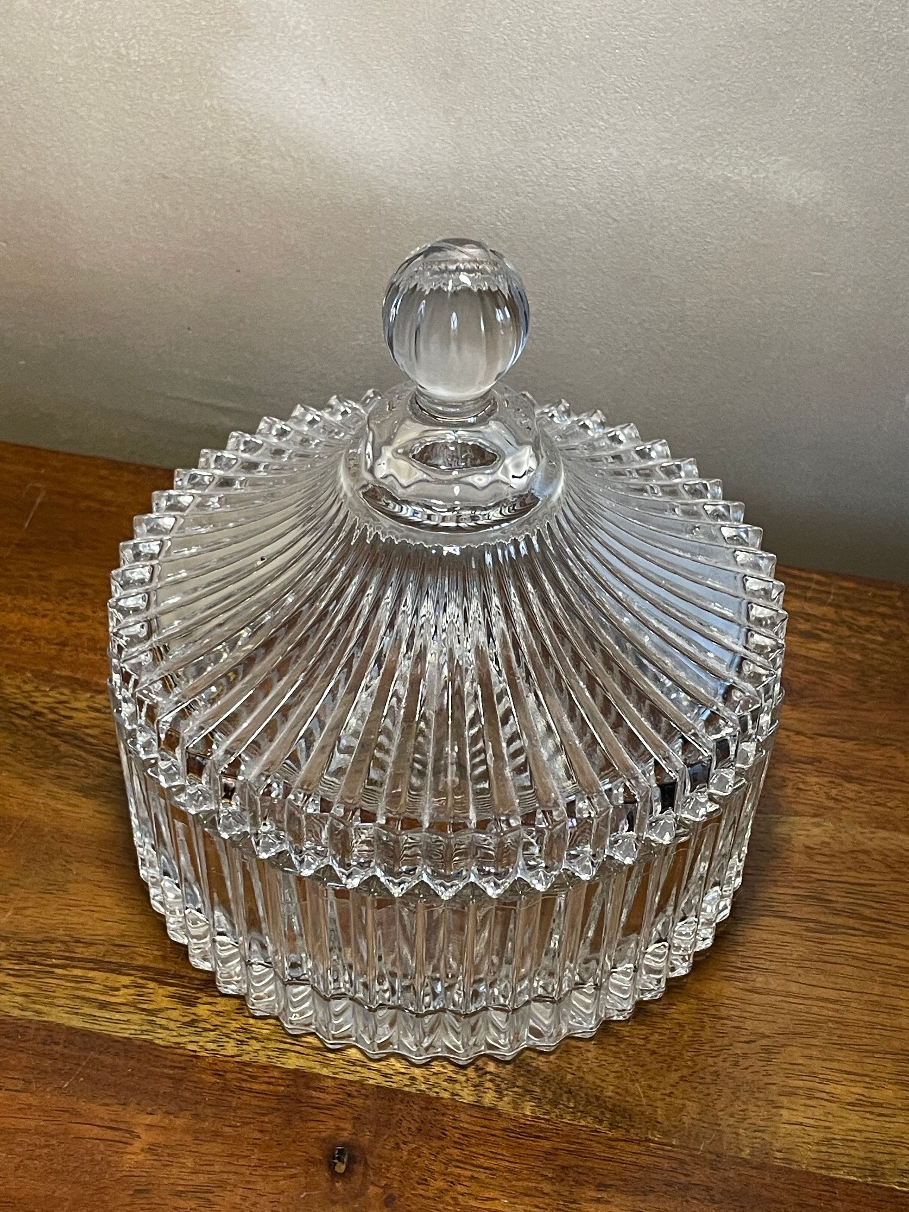Large glass sugar bonbonnière