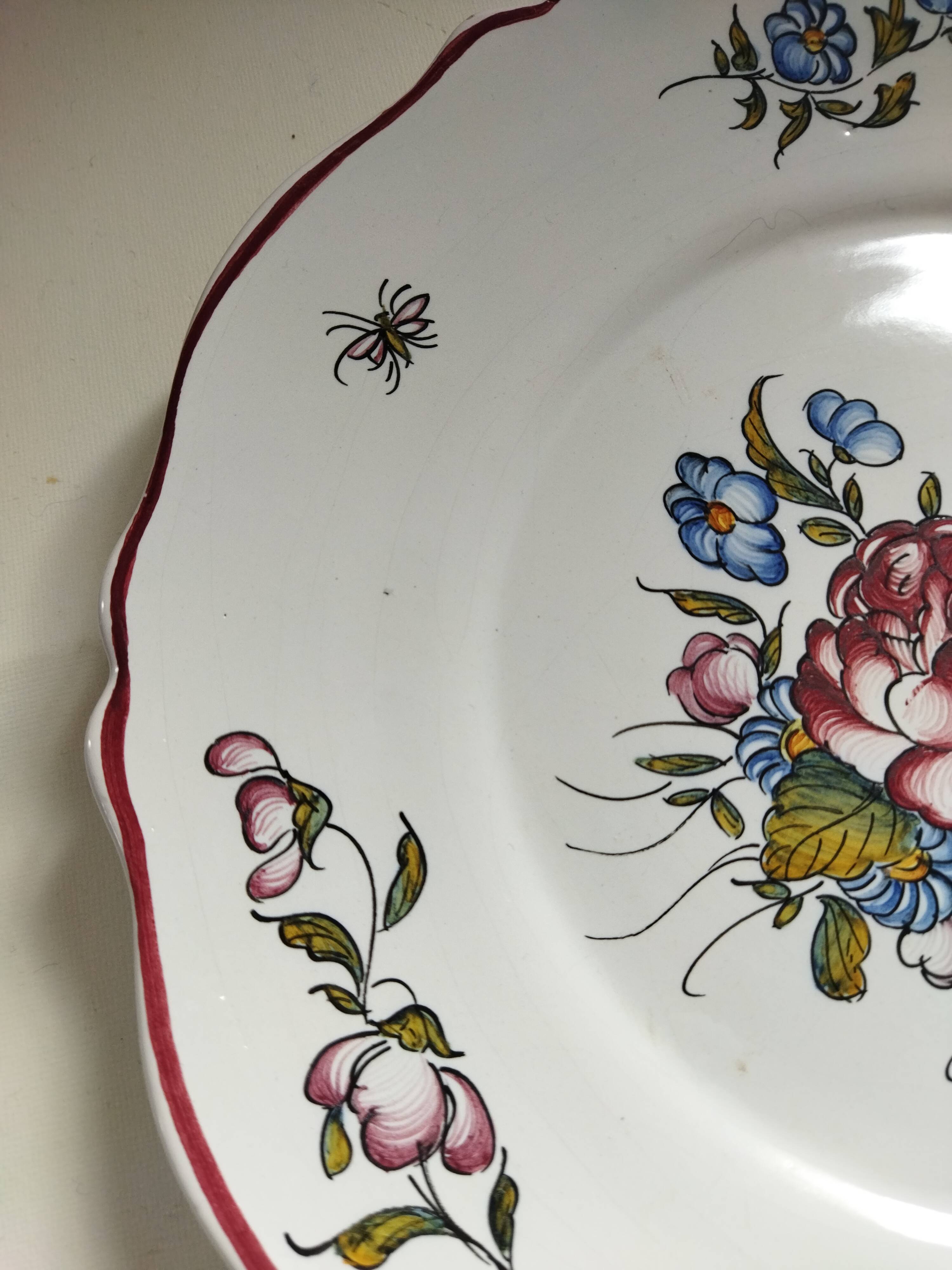 Earthenware plate