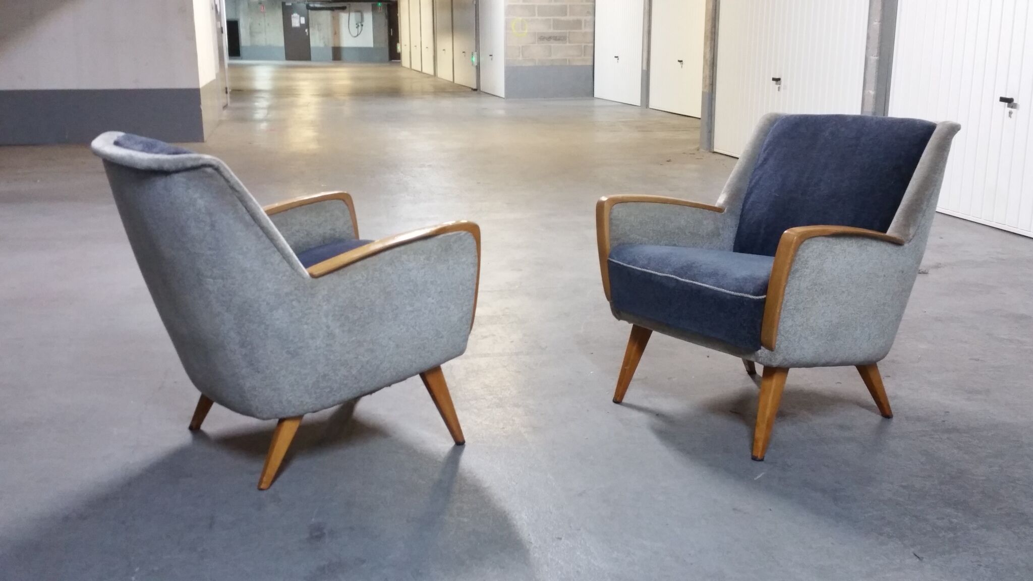 Bi color armchair of the 59/60