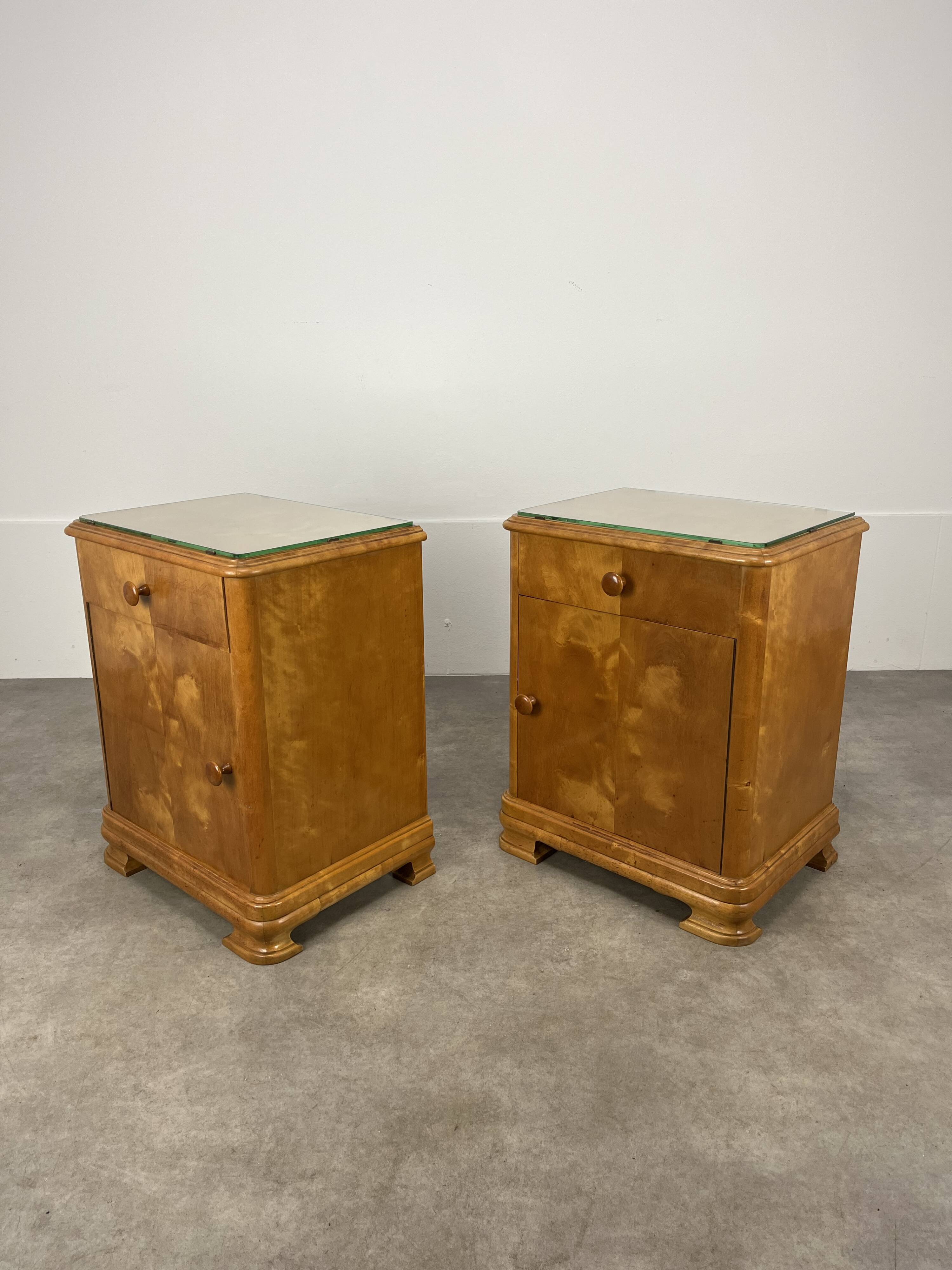Pair of art deco burl bedside tables, 1930